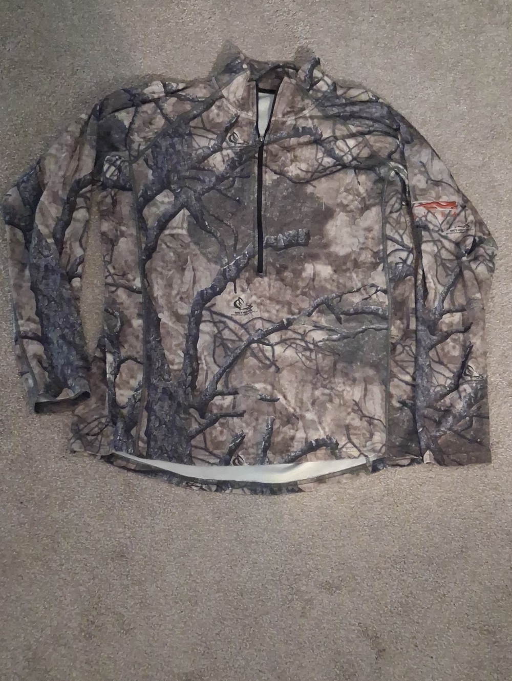 Men's Sitka Mothwing Mountain 2.0  Lightweight Camo Pullover Quarter-Zip.